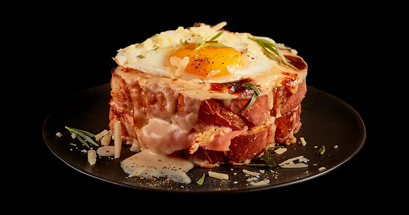 Plan rapproché d’un croque-madame